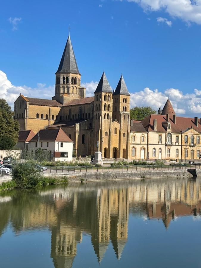 Les Logis De Paray Appartement 202 Екстериор снимка